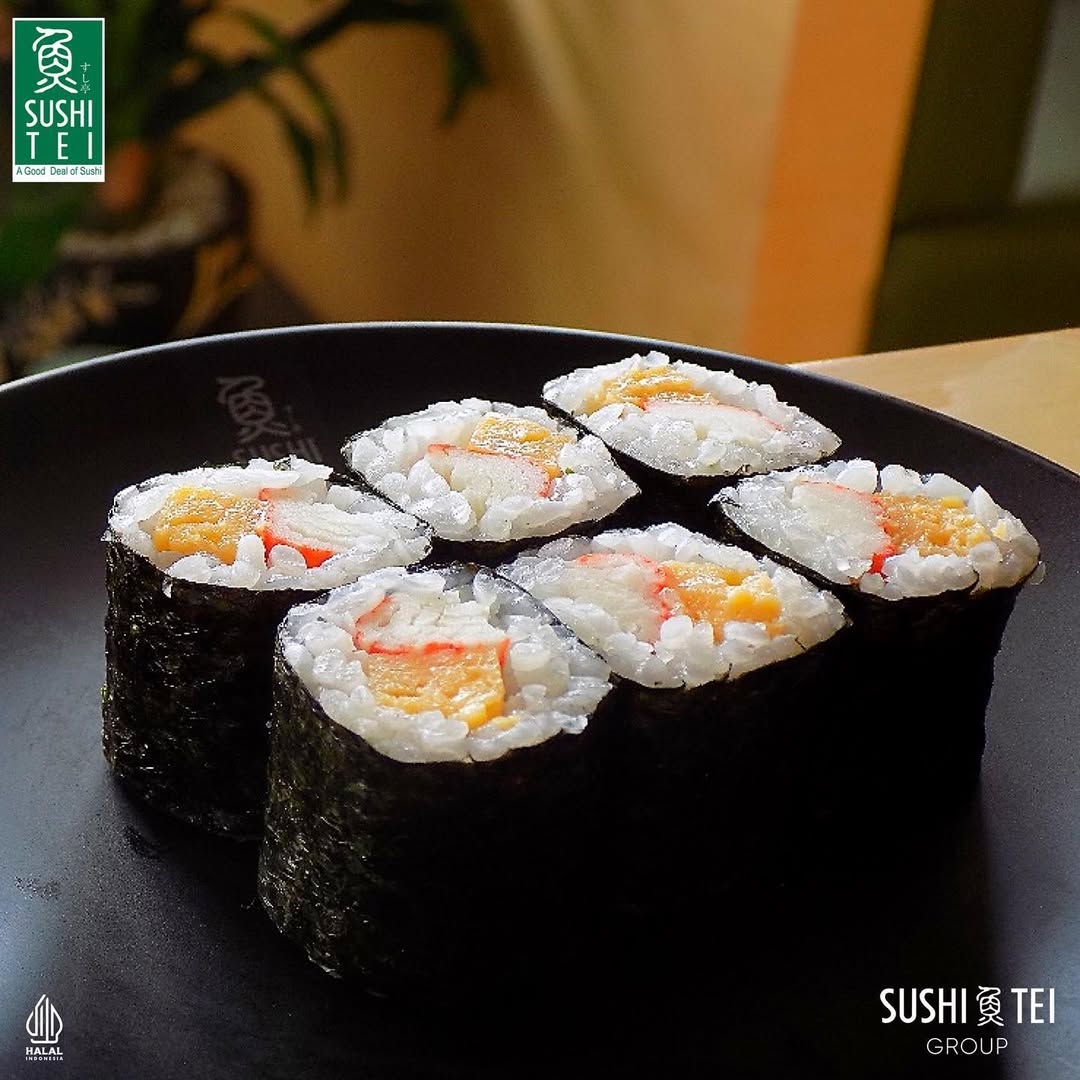 Kani Tamago Maki